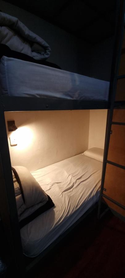 Katana Capsule Hostel メンドーサ エクステリア 写真