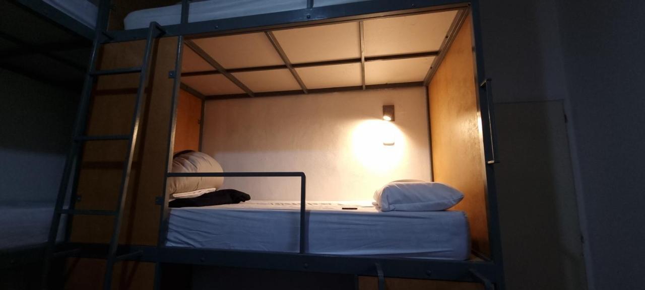 Katana Capsule Hostel メンドーサ エクステリア 写真